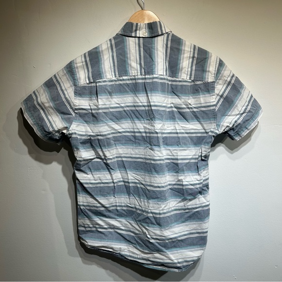 Frank & Oak Swim Button Up Tee - Picture 2 of 6